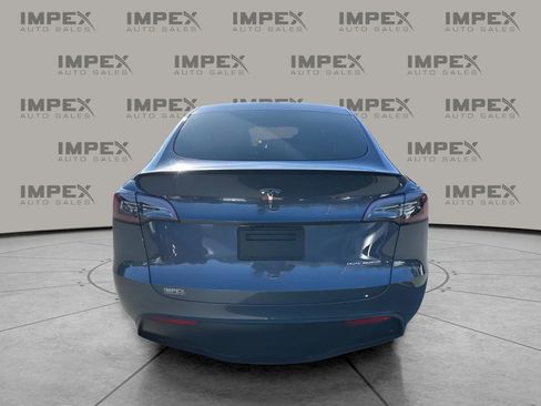 Used 2023 Tesla Model Y Long Range image 4
