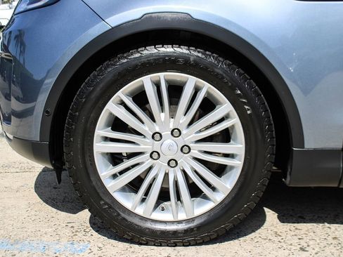 Used 2019 Land Rover Discovery HSE Luxury AWD/4WD image 44