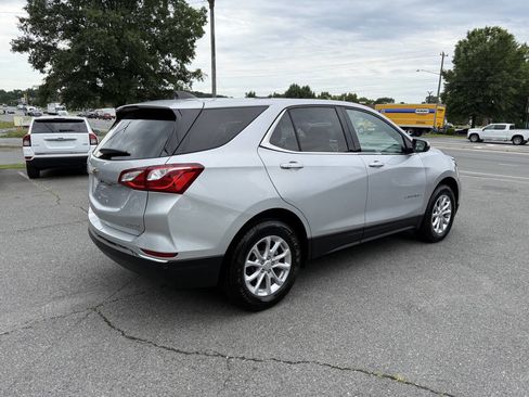Used 2018 Chevrolet Equinox LT AWD/4WD image 5