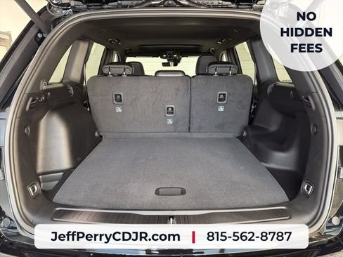 New 2026 Jeep Grand Cherokee Altitude AWD/4WD image 28