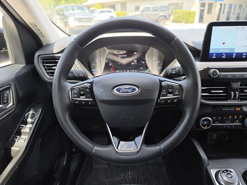Used 2021 Ford Escape SE w/ SE Sport Appearance Package FWD image 13
