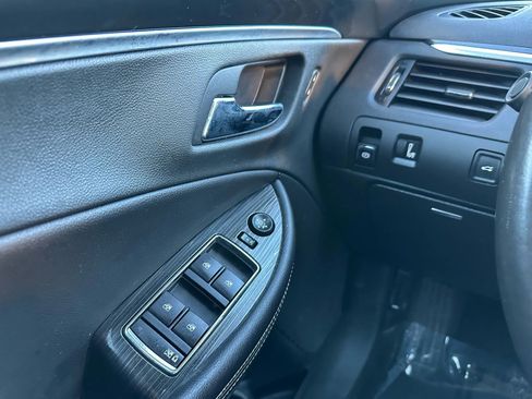 Used 2019 Chevrolet Impala LT image 36