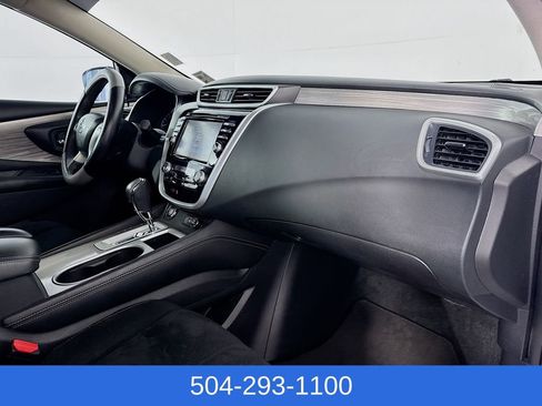 Used 2018 Nissan Murano SV image 27