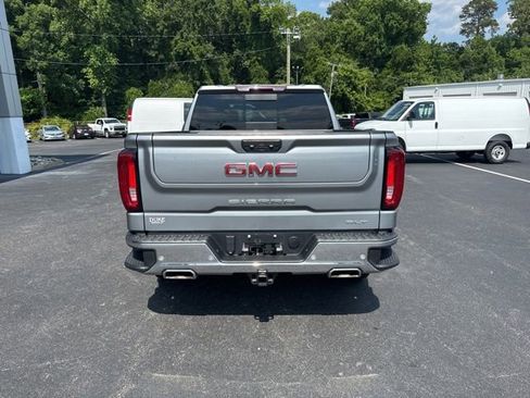 Used 2024 GMC Sierra 1500 SLT w/ SLT Premium Plus Package AWD/4WD image 18