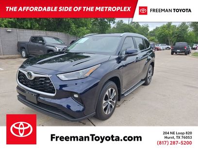 Used 2025 Toyota Highlander XLE