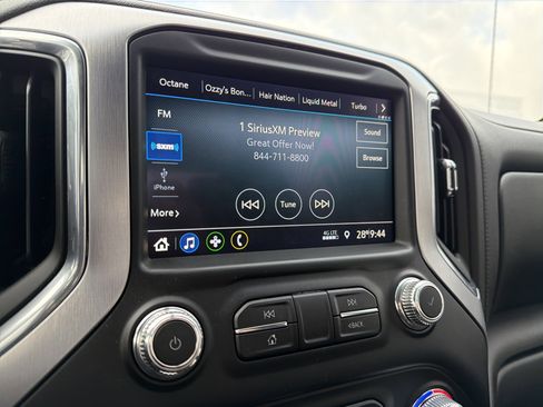 Used 2022 GMC Sierra 1500 Elevation image 19