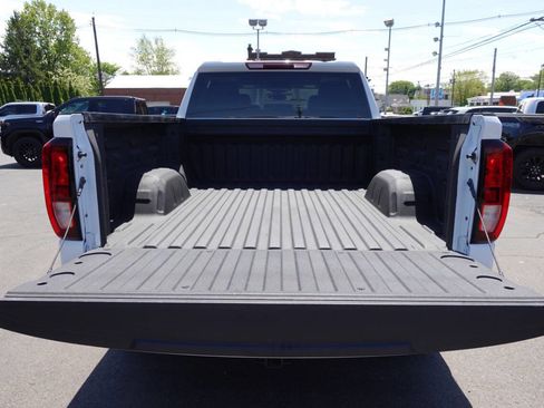 Used 2023 GMC Sierra 1500 Pro w/ Graphite Edition AWD/4WD image 25