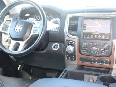 Used 2015 RAM 1500 Laramie w/ Convenience Group AWD/4WD image 27