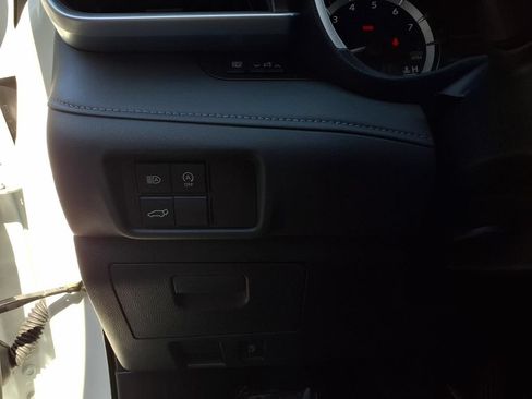 Certified 2026 Toyota Highlander XLE AWD/4WD image 15