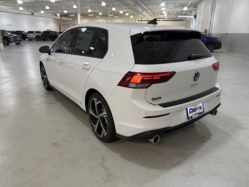 New 2026 Volkswagen GTI SE FWD image 6