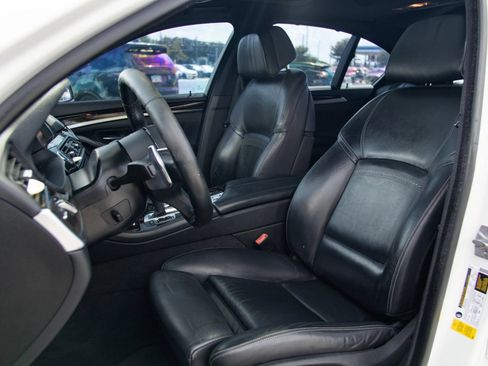Used 2016 BMW 528i Sedan RWD image 19