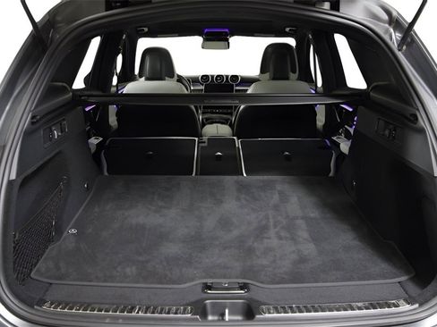 Used 2023 Mercedes-Benz GLC 300 4MATIC image 38