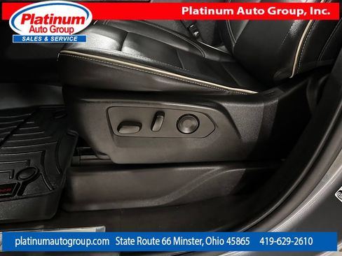 Used 2022 Chevrolet Suburban Premier w/ Max Trailering Package AWD/4WD image 13