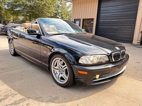 Used 2003 BMW 330Ci Convertible image 9
