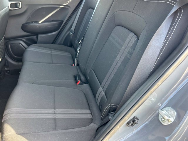 Used 2021 Hyundai Venue SEL FWD image 8