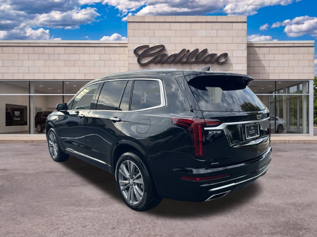 Used 2024 Cadillac XT6 Premium Luxury w/ Technology Package AWD/4WD image 9