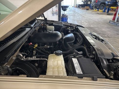 Used 2006 Chevrolet Silverado 1500 LT w/ Light Duty Power Package image 28