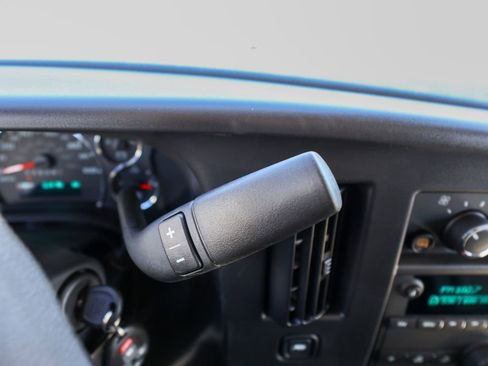 New 2026 GMC Savana 2500 image 17