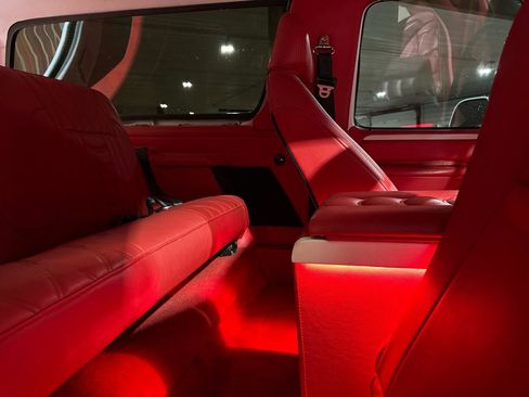 Used 1994 Ford Bronco XLT image 84