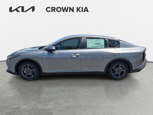 New 2026 Kia K4 FWD image 8