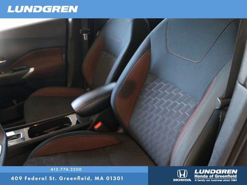 Used 2024 Nissan Kicks SR FWD image 13