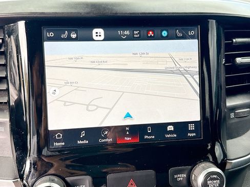 Used 2024 RAM 1500 Big Horn image 14