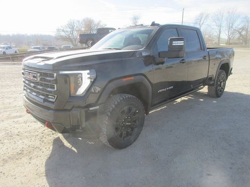 New 2026 GMC Sierra 2500 AT4 w/ AT4 Premium Plus Package image 10