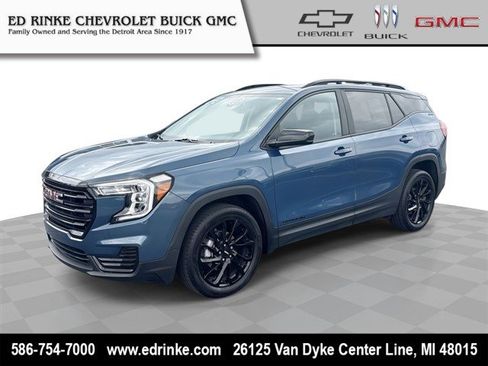 Used 2024 GMC Terrain SLE w/ Driver Convenience Package FWD image 1