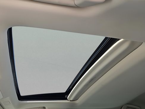 Used 2021 Lexus ES 350 w/ Premium Package image 11