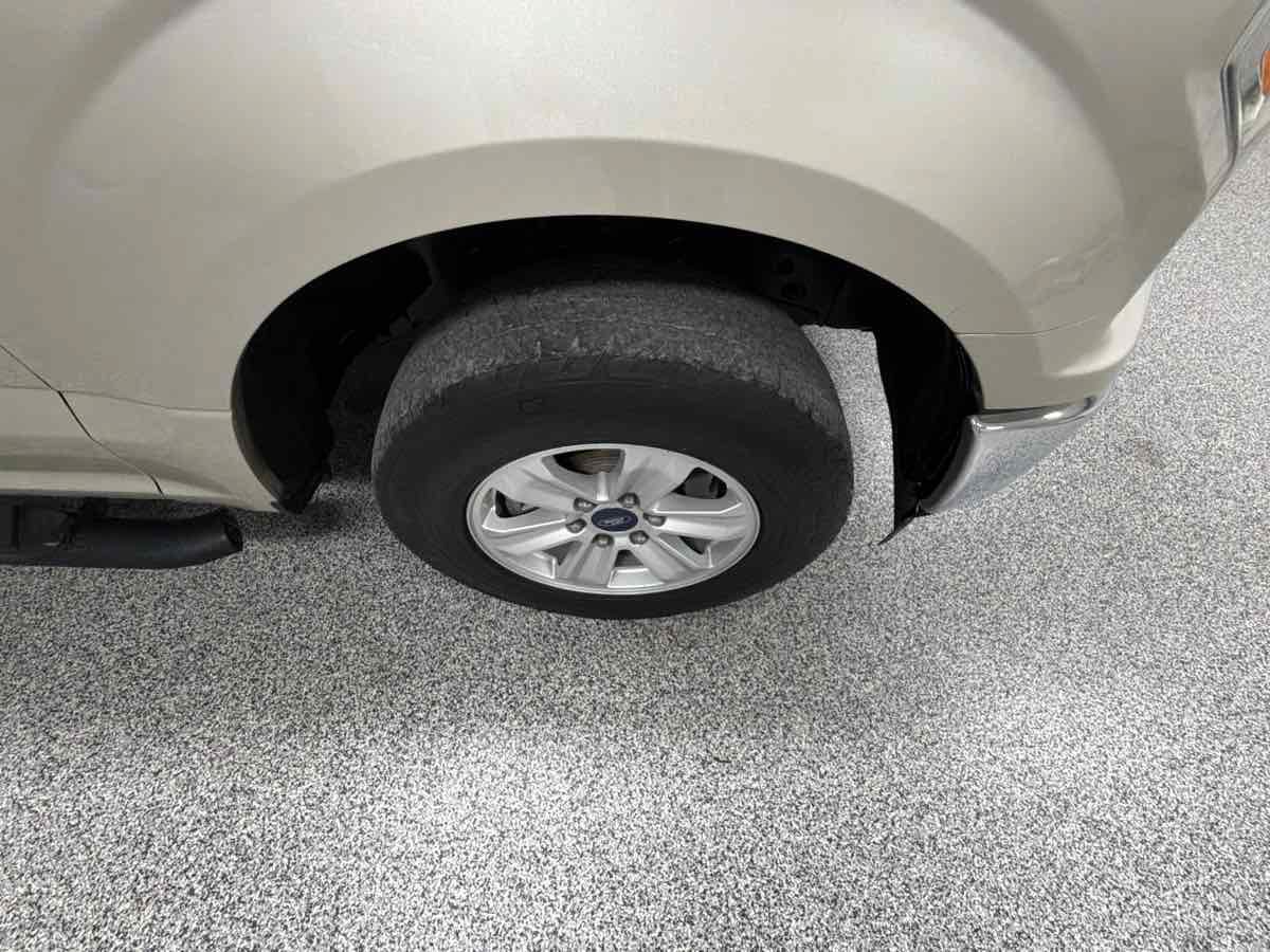 Used 2018 Ford F150 XLT w/ Equipment Group 301A Mid AWD/4WD image 36