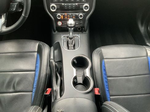 Used 2016 Ford Mustang Coupe RWD image 32