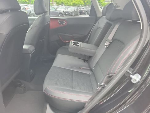 Used 2023 Kia Soul GT-Line FWD image 32