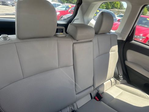 Used 2018 Subaru Forester 2.5i Limited AWD/4WD image 33