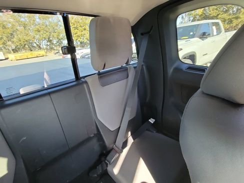 Used 2016 Toyota Tacoma SR w/ SR Convenience Package image 6