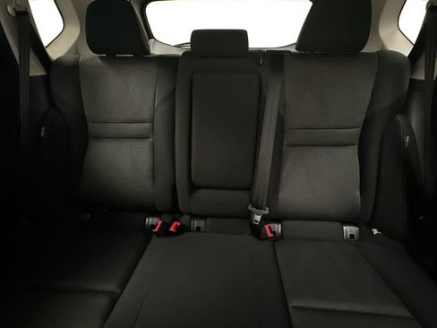 Used 2025 Nissan Rogue SV AWD/4WD image 14