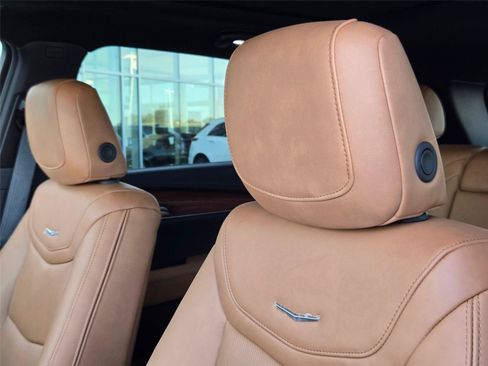 New 2026 Cadillac XT5 Premium Luxury w/ Driver Assist Package FWD image 12