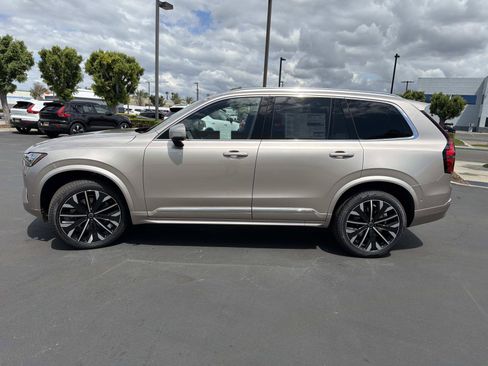 New 2026 Volvo XC90 B6 Plus AWD/4WD image 4