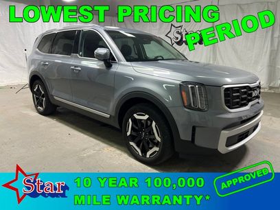 Used 2025 Kia Telluride S