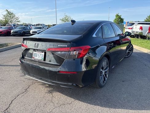 Used 2022 Honda Civic Touring image 12