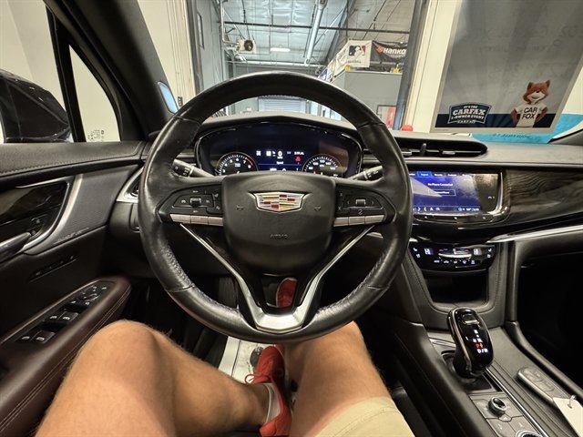 Used 2021 Cadillac XT6 Premium Luxury AWD/4WD image 30