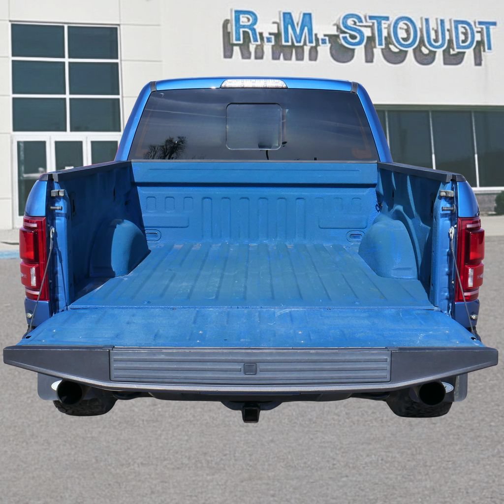 Used 2019 Ford F150 Raptor w/ Equipment Group 802A Luxury AWD/4WD image 17