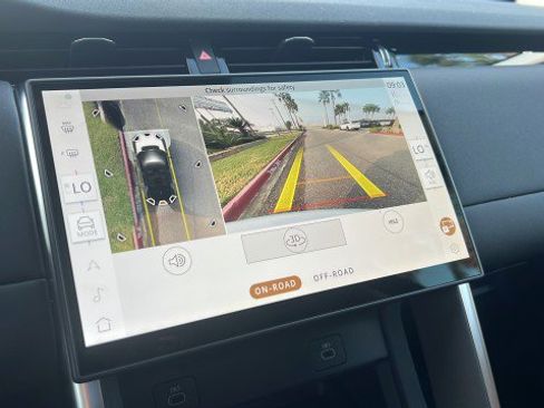 New 2025 Land Rover Discovery Sport S image 14