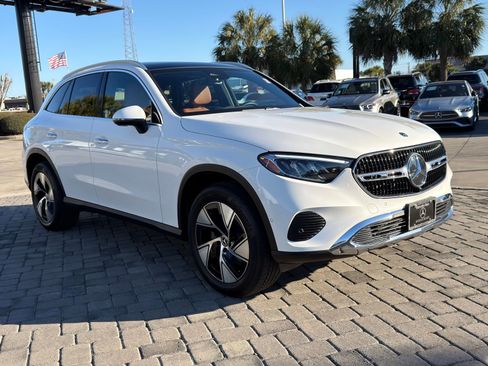 Used 2024 Mercedes-Benz GLC 300 image 6