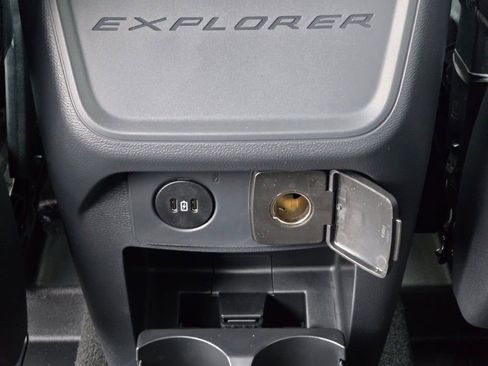 New 2026 Ford Explorer Active image 21