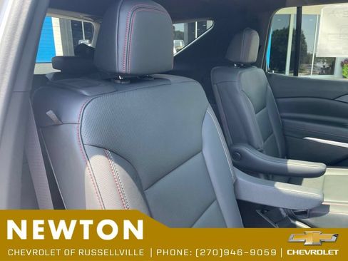 New 2026 Chevrolet Traverse Z71 w/ Driver Confidence Package AWD/4WD image 28