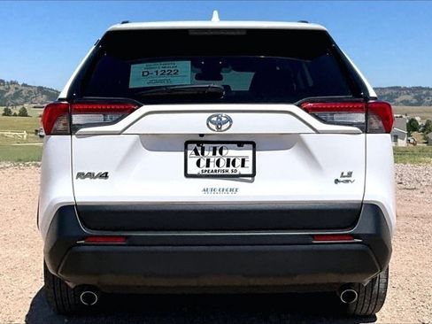 Used 2025 Toyota RAV4 LE AWD/4WD image 6