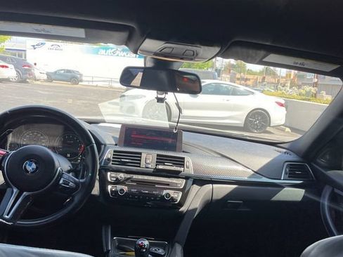 Used 2018 BMW M3 RWD image 13