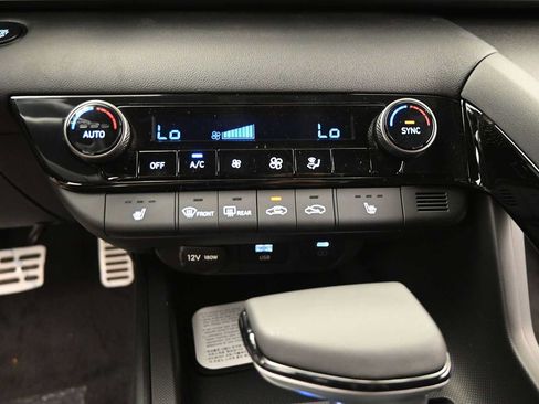 New 2026 Hyundai Elantra SEL Sport FWD image 21