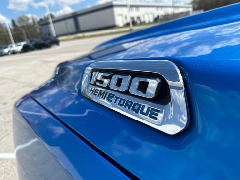 Used 2023 RAM 1500 Big Horn AWD/4WD image 42