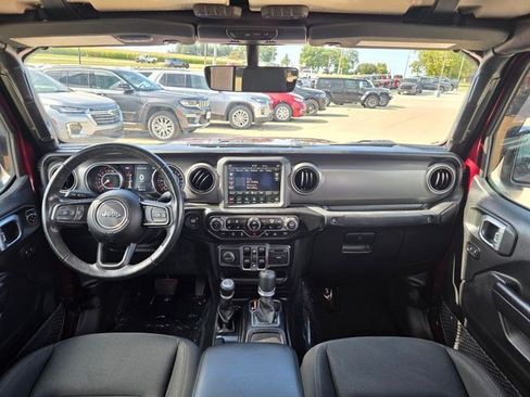Used 2021 Jeep Gladiator Sport AWD/4WD image 18